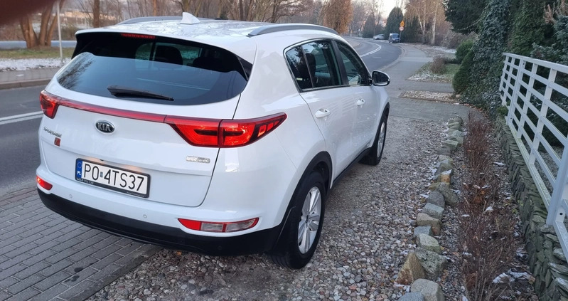Kia Sportage cena 76999 przebieg: 126000, rok produkcji 2018 z Stryków małe 436